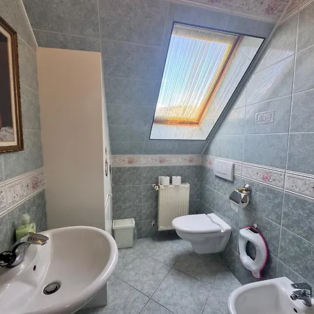 Oda ve Kahvaltı Apollo Velence